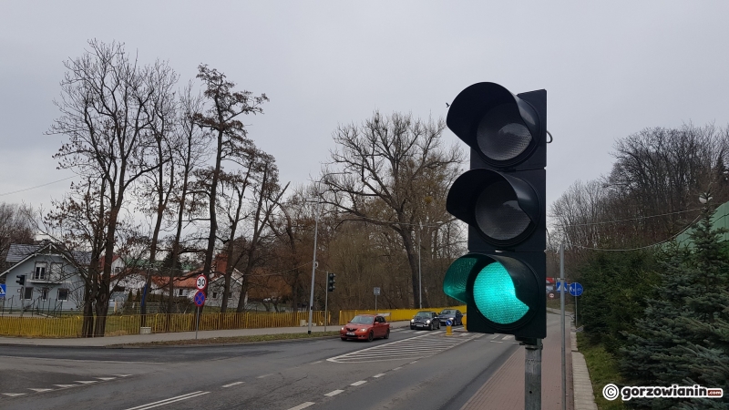 2/13 Światła na skrzyżowaniu Wyszyńskiego-Owocowej