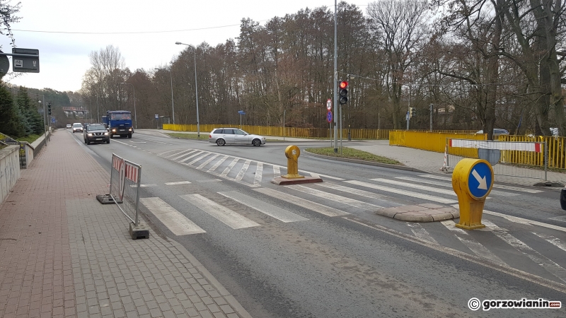 3/13 Światła na skrzyżowaniu Wyszyńskiego-Owocowej