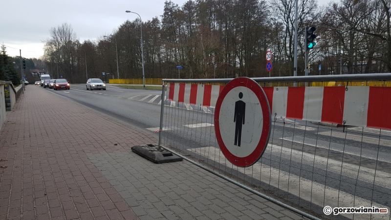 4/13 Światła na skrzyżowaniu Wyszyńskiego-Owocowej