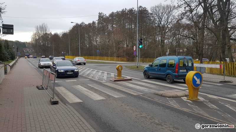 7/13 Światła na skrzyżowaniu Wyszyńskiego-Owocowej