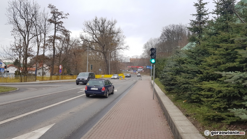 11/13 Światła na skrzyżowaniu Wyszyńskiego-Owocowej