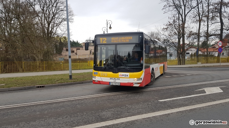 12/13 Światła na skrzyżowaniu Wyszyńskiego-Owocowej