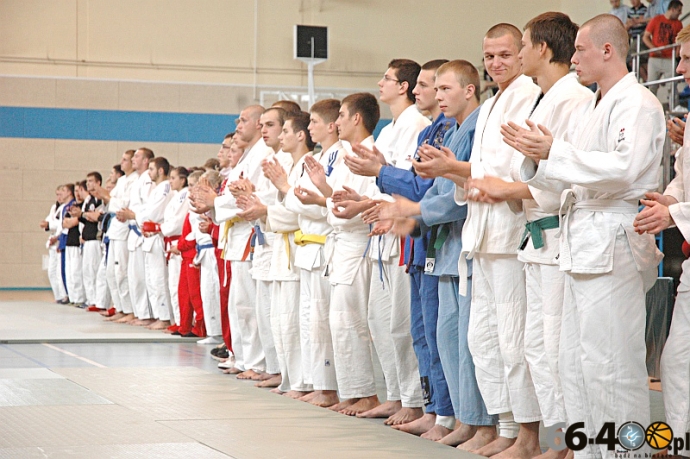 3/32 Mistrzostwa Polski Młodzieżowców w ju-jitsu oraz walki zawodowe MMA