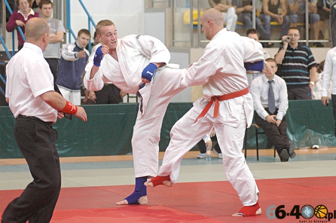 23/32 Mistrzostwa Polski Młodzieżowców w ju-jitsu oraz walki zawodowe MMA