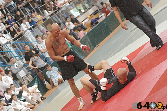 26/32 Mistrzostwa Polski Młodzieżowców w ju-jitsu oraz walki zawodowe MMA