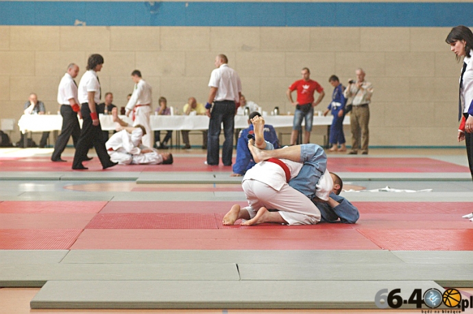 32/32 Mistrzostwa Polski Młodzieżowców w ju-jitsu oraz walki zawodowe MMA