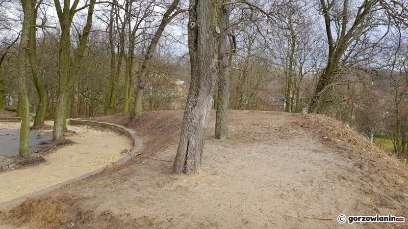 13/17 Rewitalizacja parku Siemiradzkiego