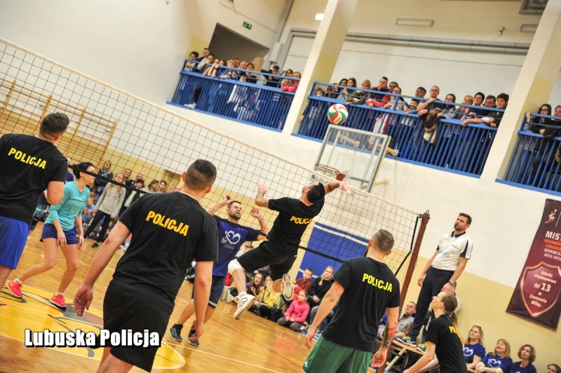 16/17 Wygrywamy, bo pomagamy. Akcja w SP 13