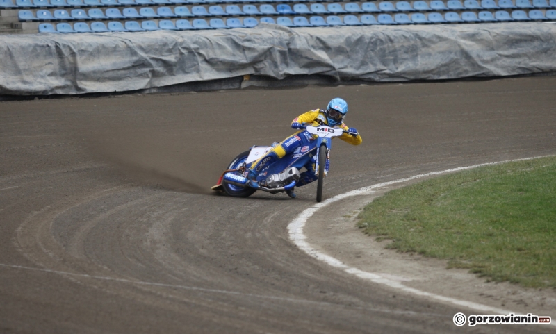 15/19 Nietypowy trening żużlowców