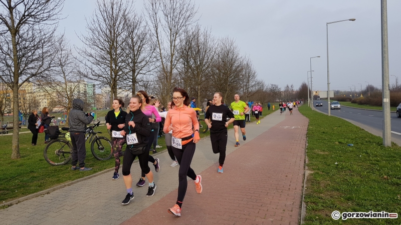 19/23 Pobiegli dla dzieci z zespołem Downa