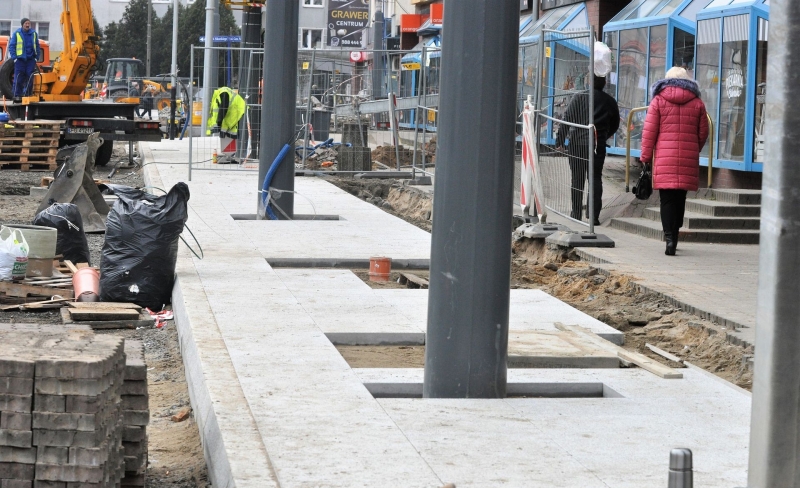 3/24 Postęp prac na Sikorskiego