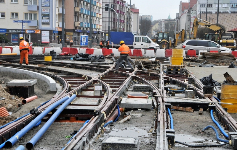 10/24 Postęp prac na Sikorskiego