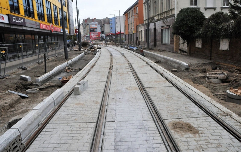 13/24 Postęp prac na Sikorskiego