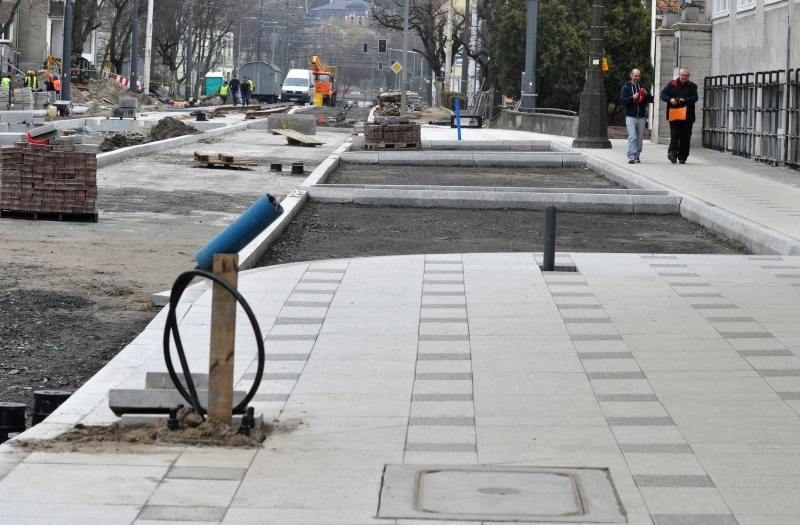 20/24 Postęp prac na Sikorskiego