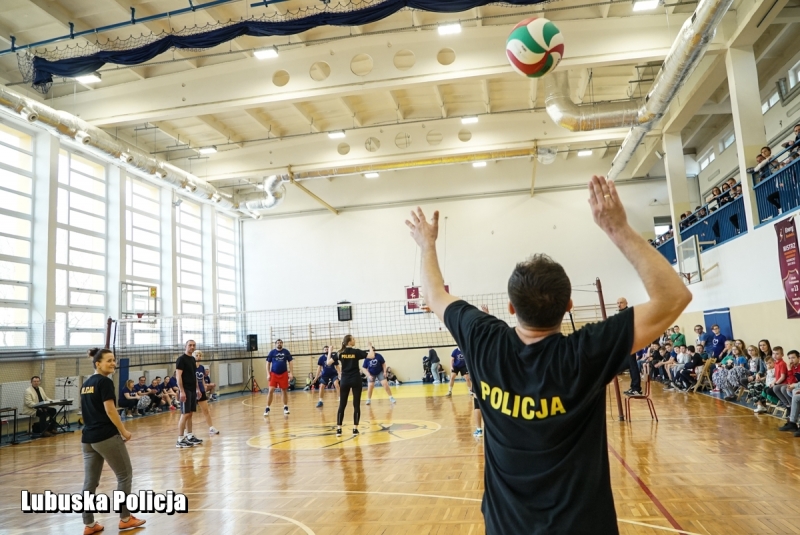 7/16 Charytatywnie dla Kuby i Oktawiana