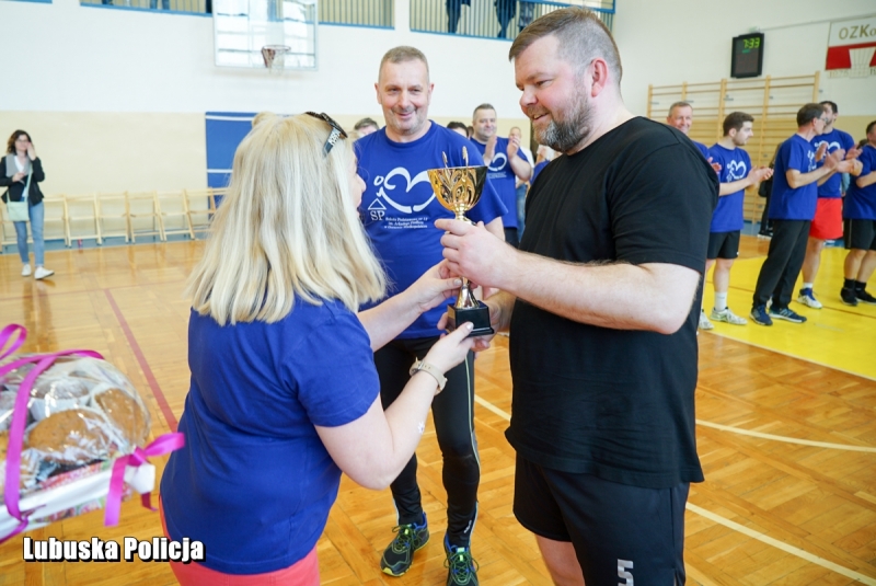 15/16 Charytatywnie dla Kuby i Oktawiana