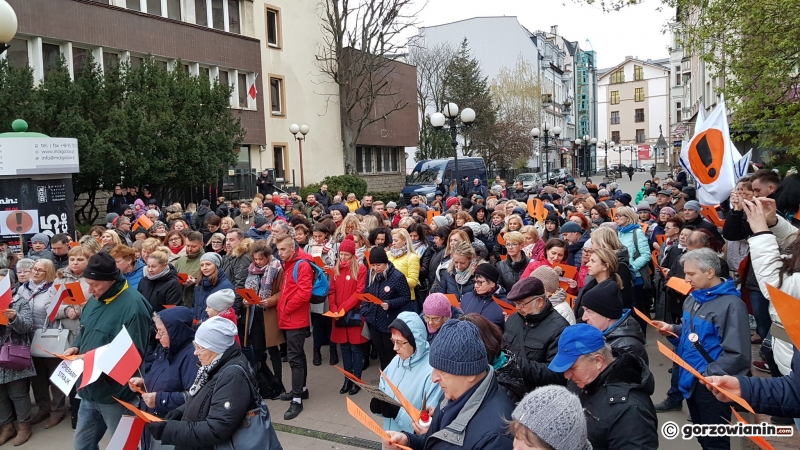 8/14 Manifestacja popierająca protest nauczycieli