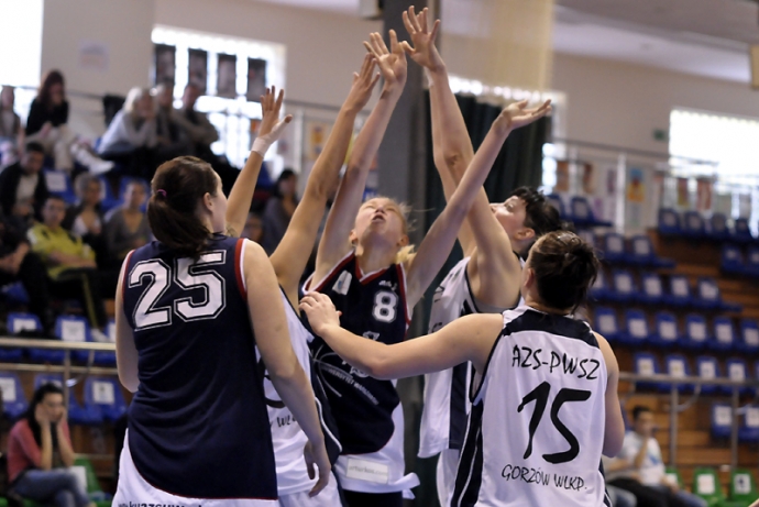 31/44 AZS II PWSZ Gorzów - AZS UW Warszawa 81:82 