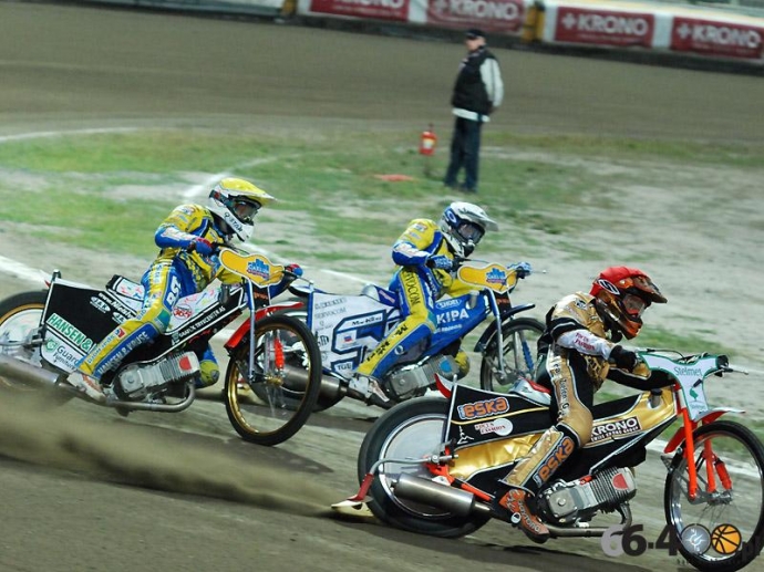 71/139 Stelmet Falubaz Zielona Góra - Caelum Stal Gorzów 50:40