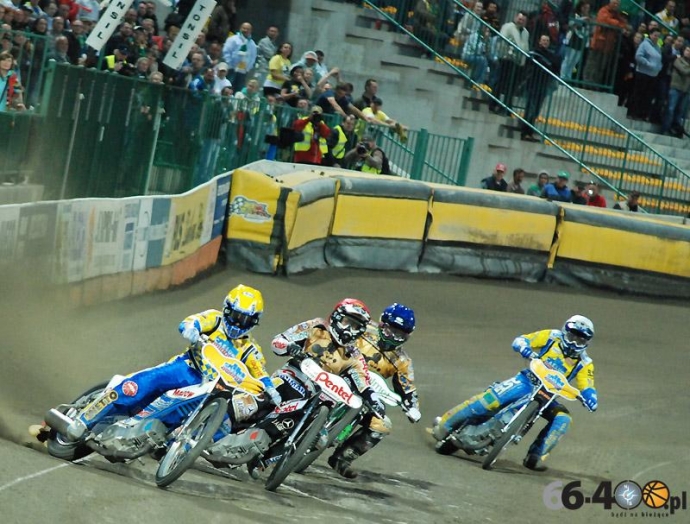 106/139 Stelmet Falubaz Zielona Góra - Caelum Stal Gorzów 50:40