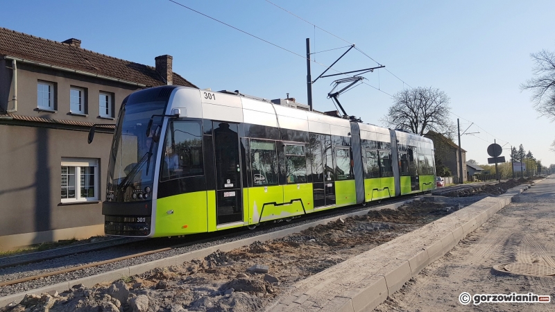 4/14 Nowy Twist wyjechał na tory