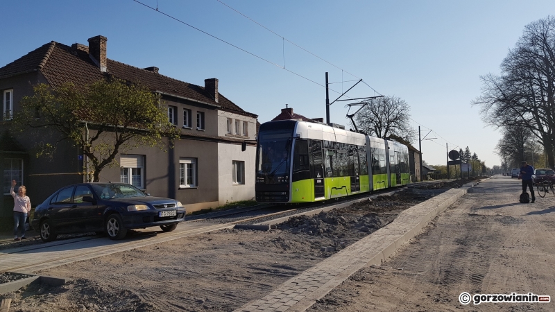 5/14 Nowy Twist wyjechał na tory