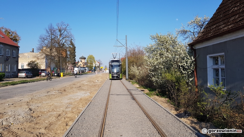 14/14 Nowy Twist wyjechał na tory