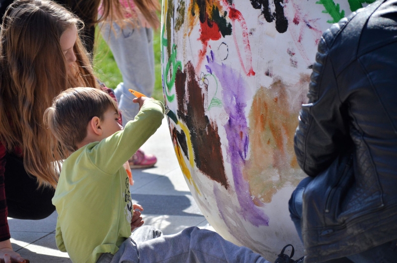 11/14 Gorzowianie ozdobili pisanki na Kwadracie