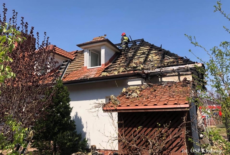 4/5 Pożar domu w Kłodawie