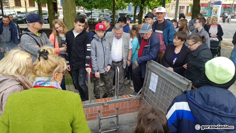 5/18 Otwarcie szczeliny przeciwlotniczej na Kwadracie