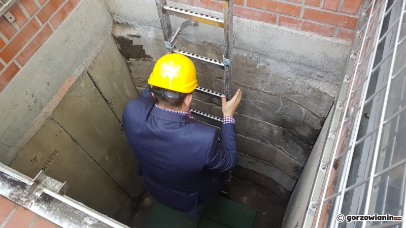 9/18 Otwarcie szczeliny przeciwlotniczej na Kwadracie