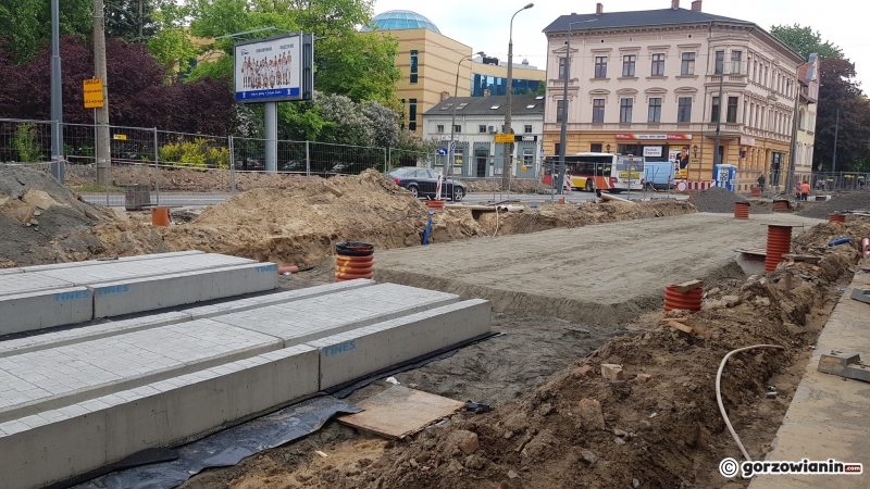 5/36 Zobacz jak wygląda remontowana Sikorskiego