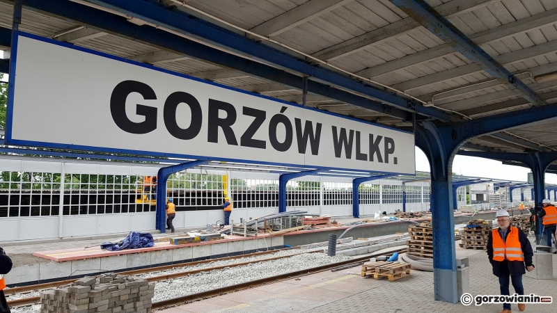 16/25 Estakada i dworzec kolejowy w Gorzowie