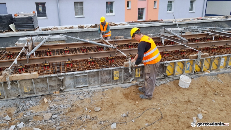 17/25 Estakada i dworzec kolejowy w Gorzowie