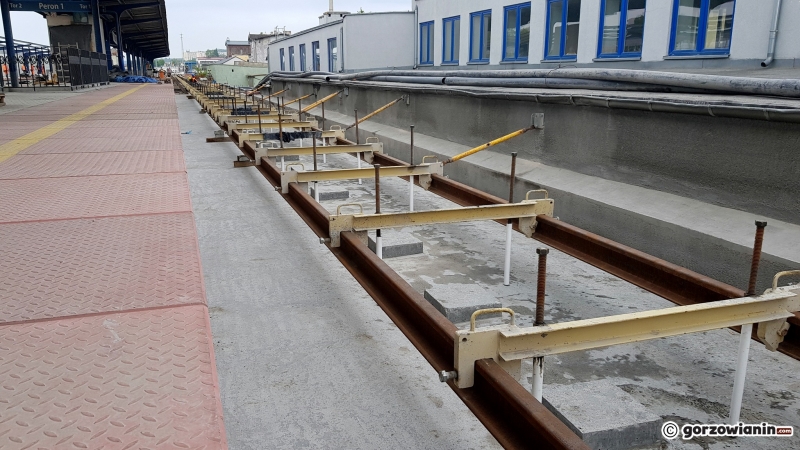 22/25 Estakada i dworzec kolejowy w Gorzowie