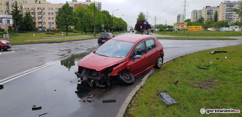 4/4 Wypadek na Kombatantów - Szarych Szeregów