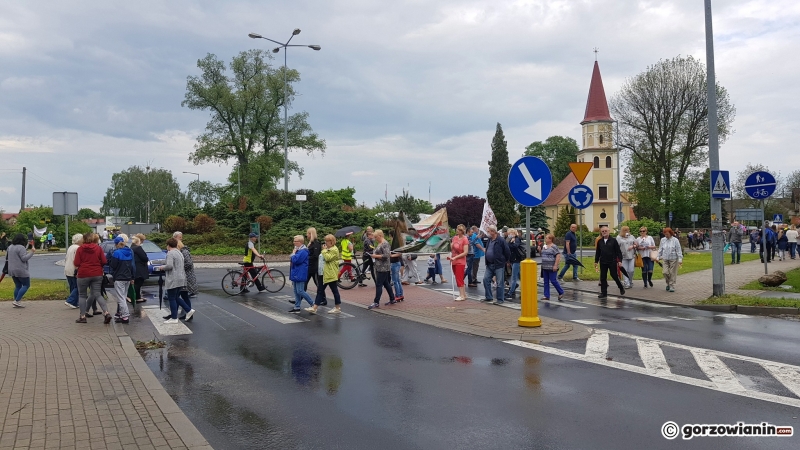 1/14 Na znak protestu zablokowali rondo