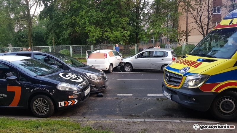 5/7 Wypadek z udziałem 4 aut