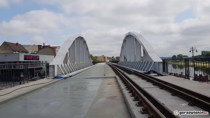 9/27 Estakada kolejowa prawie gotowa