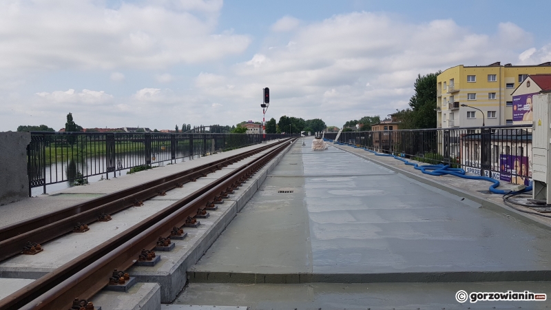 11/27 Estakada kolejowa prawie gotowa