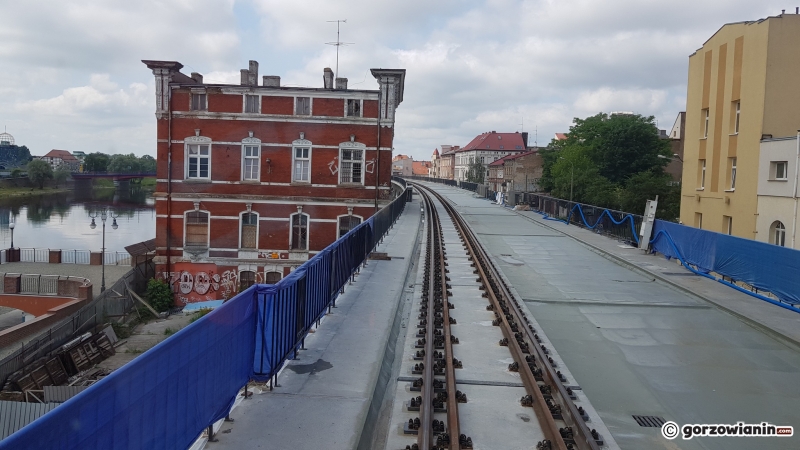 16/27 Estakada kolejowa prawie gotowa