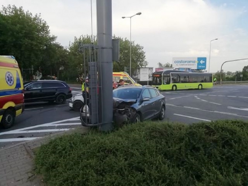 3/5 Wypadek na rondzie Santockim