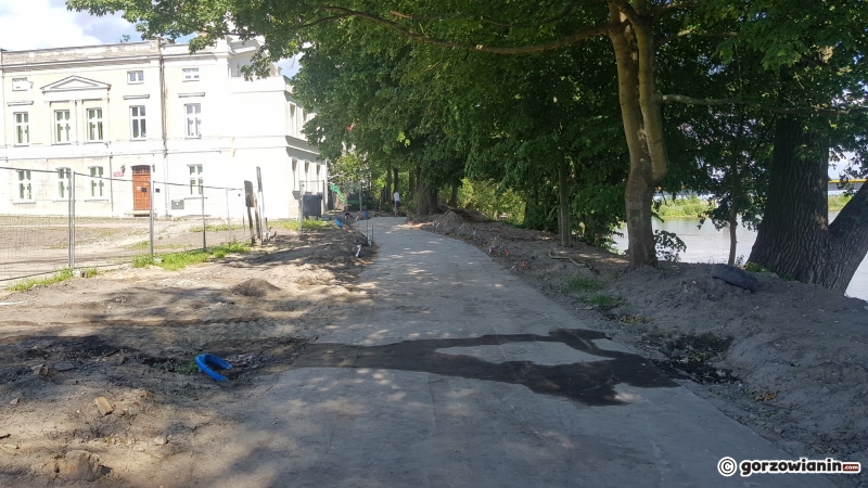 4/15 Budowa ścieżki nad Wartą