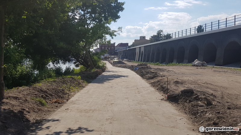 8/15 Budowa ścieżki nad Wartą