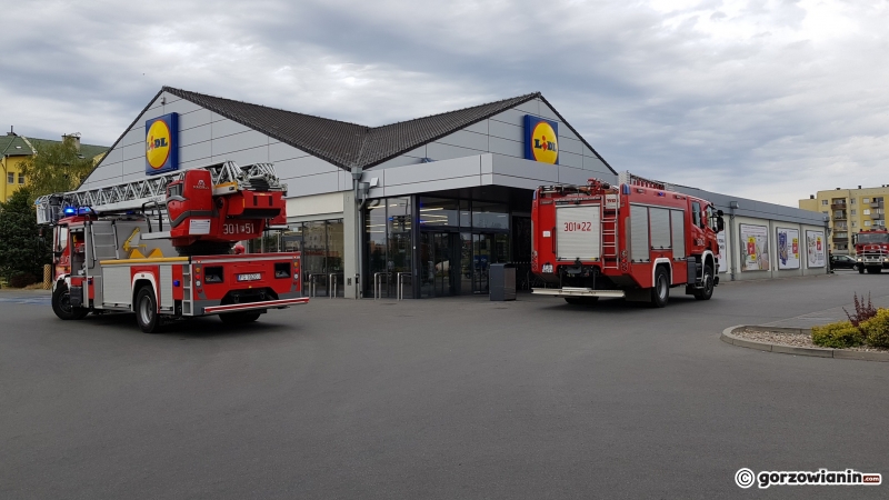 5/6 Zadymienie w Lidlu na Maczka