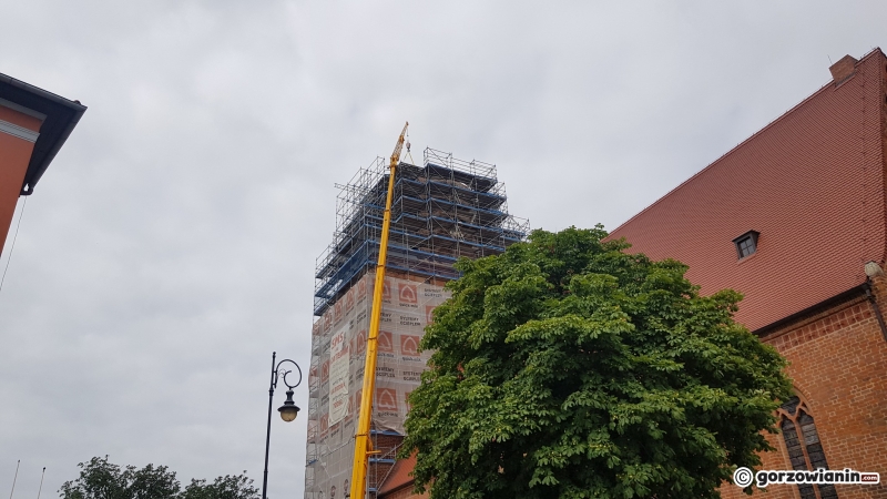 7/10 Prace na wieży katedry