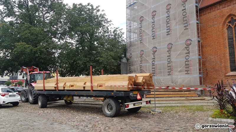 8/10 Prace na wieży katedry