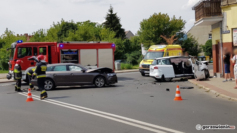 2/3 Zderzenie forda i audi