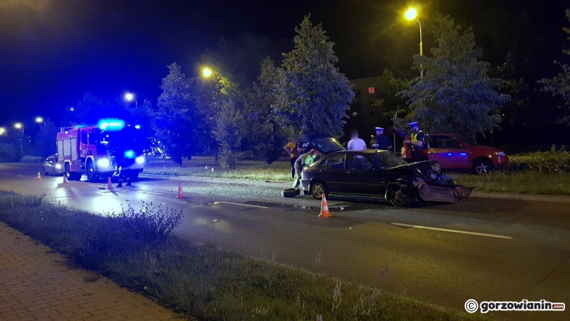 3/7 Zderzenie dwóch aut na Piłsudskiego