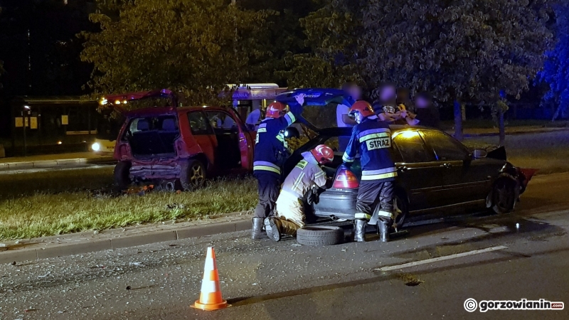 4/7 Zderzenie dwóch aut na Piłsudskiego